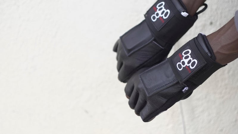 Triple Eight Hired Hands Skateboarding Wrist Guard Gloves, Large, Black (604352 80003) - Image 4